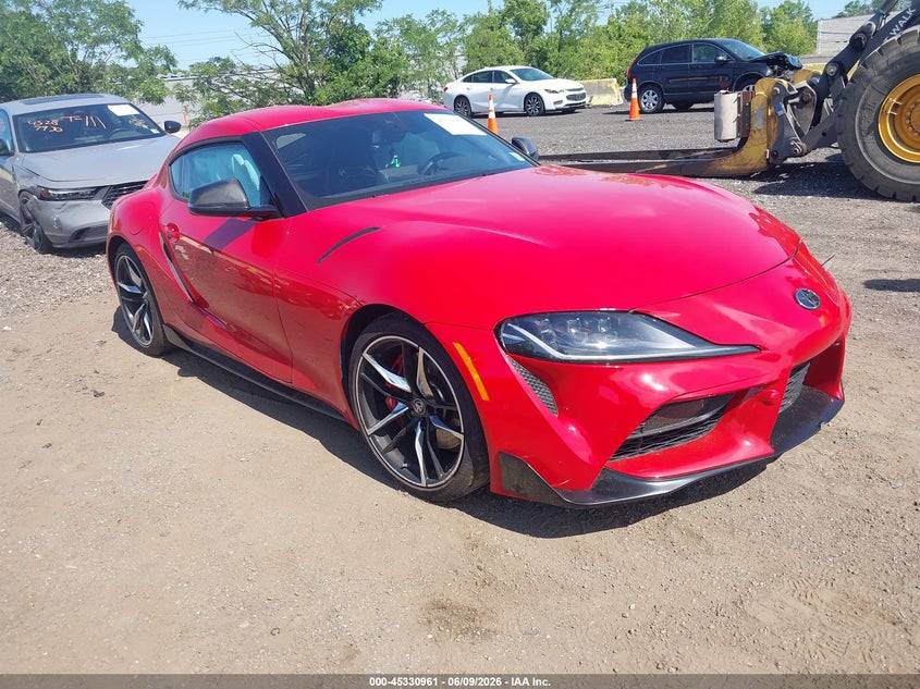 2022 Toyota Supra VIN WZ1DB0C01NW046451 IAAI salvage auction — FRONT END, Salvage Title, sold $26,050 on 2026-08-10 (photo 1)