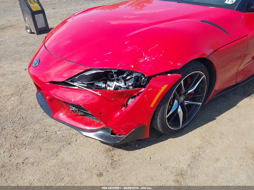 2022 Toyota Supra VIN WZ1DB0C01NW046451 IAAI salvage auction — FRONT END, Salvage Title, sold $26,050 on 2026-08-10 (photo 6)
