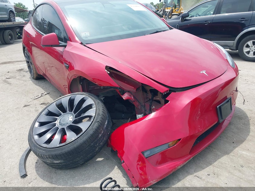 2021 Tesla Model y VIN 5YJYGDEF6MF259327 IAAI salvage auction — RIGHT FRONT, Clear (Virginia), sold $12,500 on 2026-07-16 (photo 6)