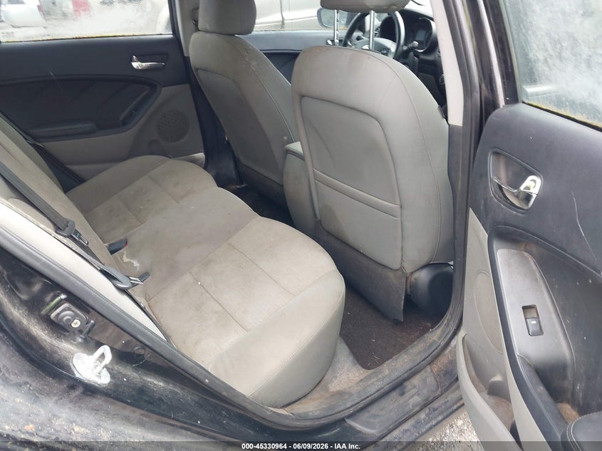 2014 Kia Forte VIN KNAFX4A87E5056445 IAAI salvage auction — NORMAL WEAR, Salvage Title, sold $350 on 2026-07-22 (photo 8)