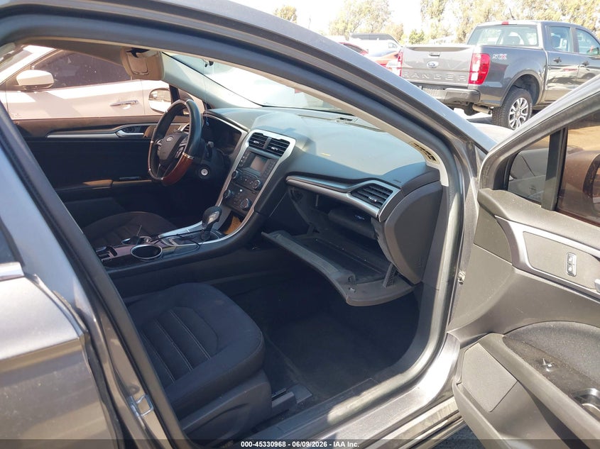 2013 Ford Fusion VIN 3FA6P0H70DR248445 IAAI salvage auction — NORMAL WEAR, Salvage Title, sold $675 on 2026-07-09 (photo 5)