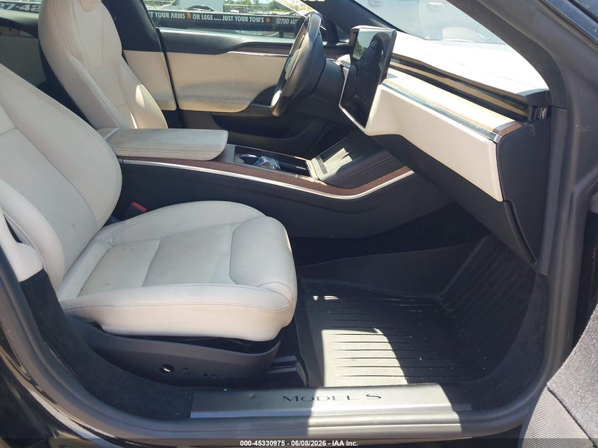 2021 Tesla Model s VIN 5YJSA1E52MF428420 IAAI salvage auction — NORMAL WEAR, Salvage Title, sold $17,800 on 2026-07-13 (photo 5)