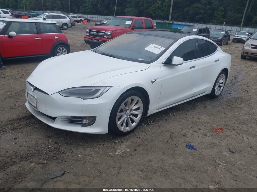 2018 Tesla Model s VIN 5YJSA1E2XJF240102 IAAI salvage auction — NORMAL WEAR, Salvage Title, sold $1,150 on 2026-07-30 (photo 2)