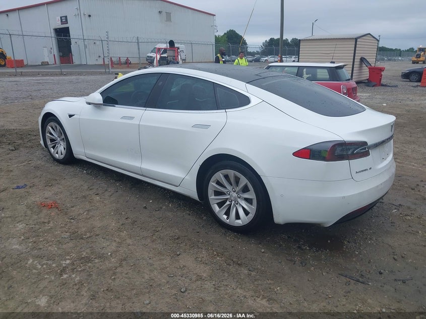 2018 Tesla Model s VIN 5YJSA1E2XJF240102 IAAI salvage auction — NORMAL WEAR, Salvage Title, sold $1,150 on 2026-07-30 (photo 3)