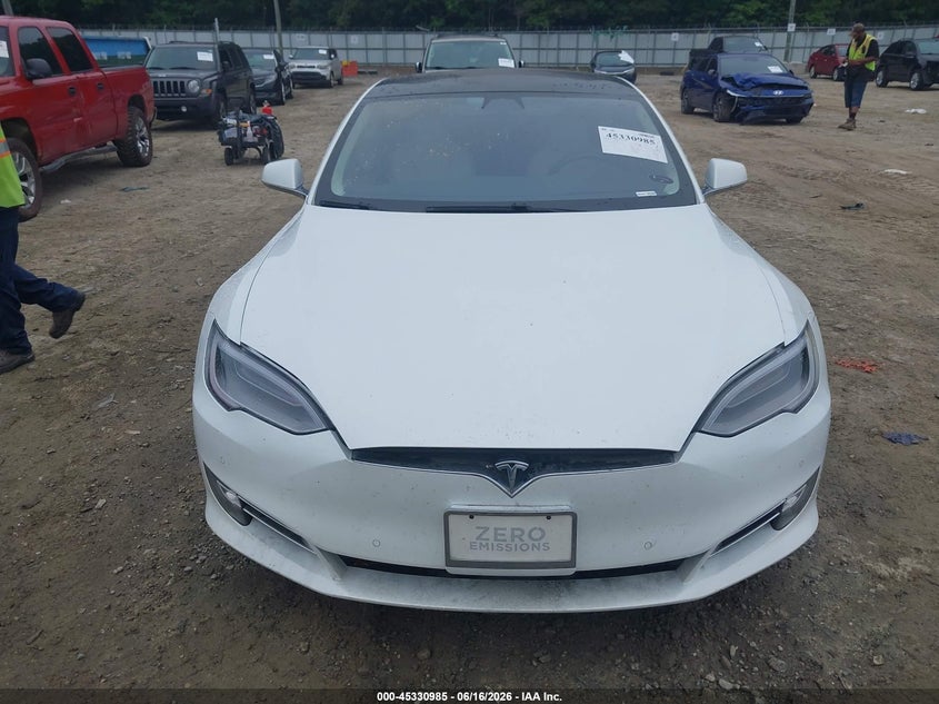 2018 Tesla Model s VIN 5YJSA1E2XJF240102 IAAI salvage auction — NORMAL WEAR, Salvage Title, sold $1,150 on 2026-07-30 (photo 6)