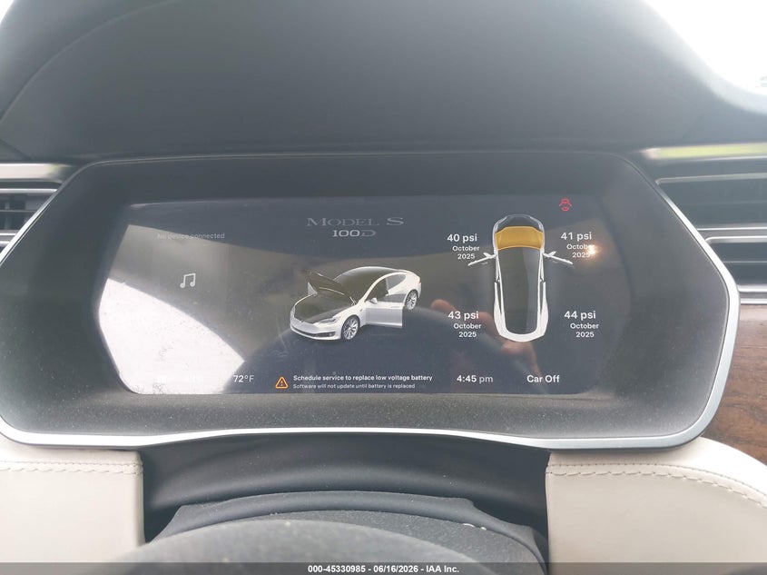 2018 Tesla Model s VIN 5YJSA1E2XJF240102 IAAI salvage auction — NORMAL WEAR, Salvage Title, sold $1,150 on 2026-07-30 (photo 7)