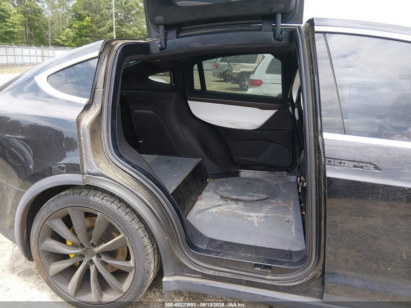 2016 Tesla Model x VIN 5YJXCAE27GF002457 IAAI salvage auction — NORMAL WEAR, Clear (Georgia), sold $2,150 on 2026-07-30 (photo 8)