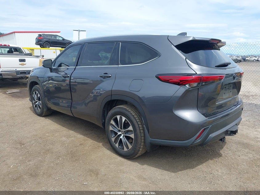 2022 Toyota Highlander VIN 5TDGZRBH3NS588007 IAAI salvage auction — RIGHT SIDE, Bill Of Sale (Washington), sold $11,500 on 2026-07-16 (photo 3)