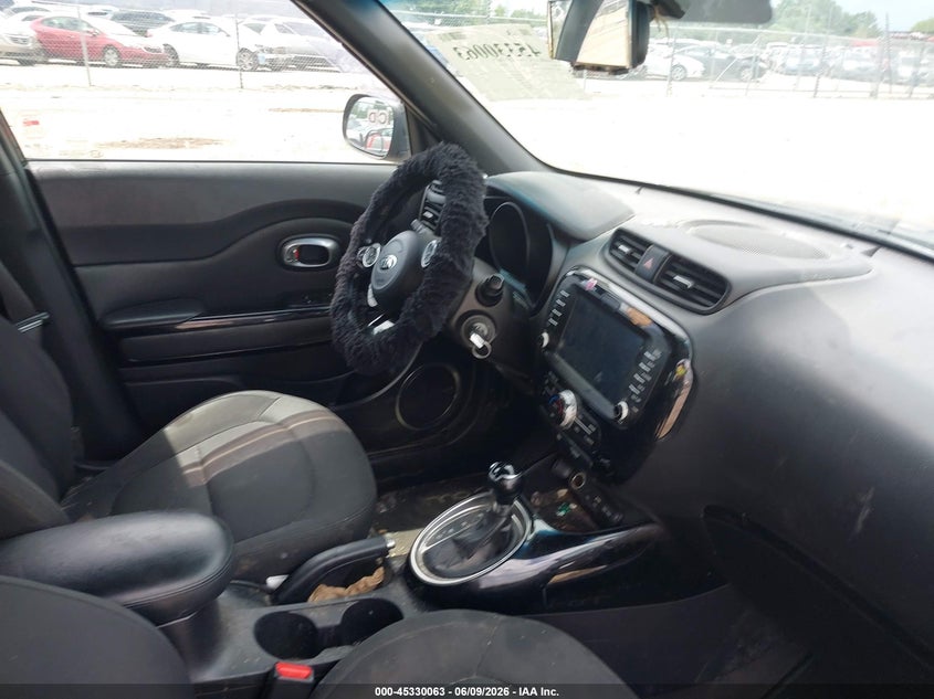 2015 Kia Soul VIN KNDJX3A54F7790446 IAAI salvage auction — NORMAL WEAR, Salvage Title, sold $400 on 2026-07-08 (photo 5)