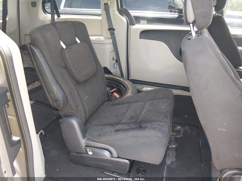 2015 Dodge Grand caravan VIN 2C4RDGCG4FR540804 IAAI salvage auction — REAR END, Repossession Paperwork (South Carolina), sold $500 on 2026-07-22 (photo 8)
