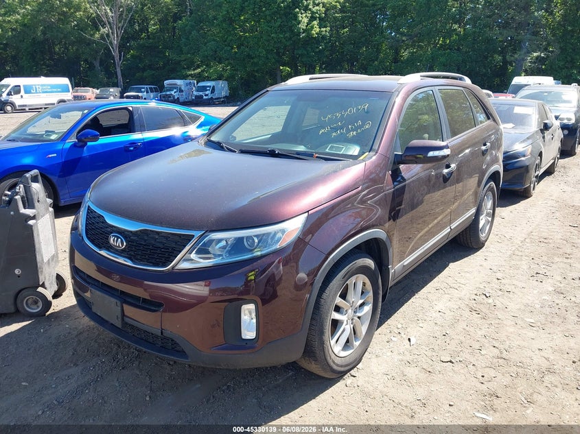 2014 Kia Sorento VIN 5XYKT3A64EG479660 IAAI salvage auction — NORMAL WEAR, Clear (New York), sold $1,200 on 2026-07-14 (photo 2)