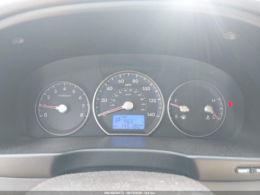 2012 Hyundai Santa fe VIN 5XYZKDAG1CG098944 IAAI salvage auction — FRONT & REAR, Salvage (New Jersey), sold $775 on 2026-07-11 (photo 7)