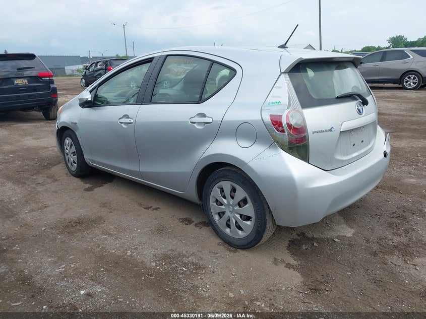 2013 Toyota Prius c VIN JTDKDTB33D1555076 IAAI salvage auction — FRONT END, Salvage Title, sold $425 on 2026-07-16 (photo 3)