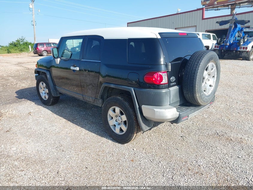 2007 Toyota Fj cruiser VIN JTEBU11F070035780 IAAI salvage auction — HAIL, Clear (Missouri), sold $2,350 on 2026-07-20 (photo 3)