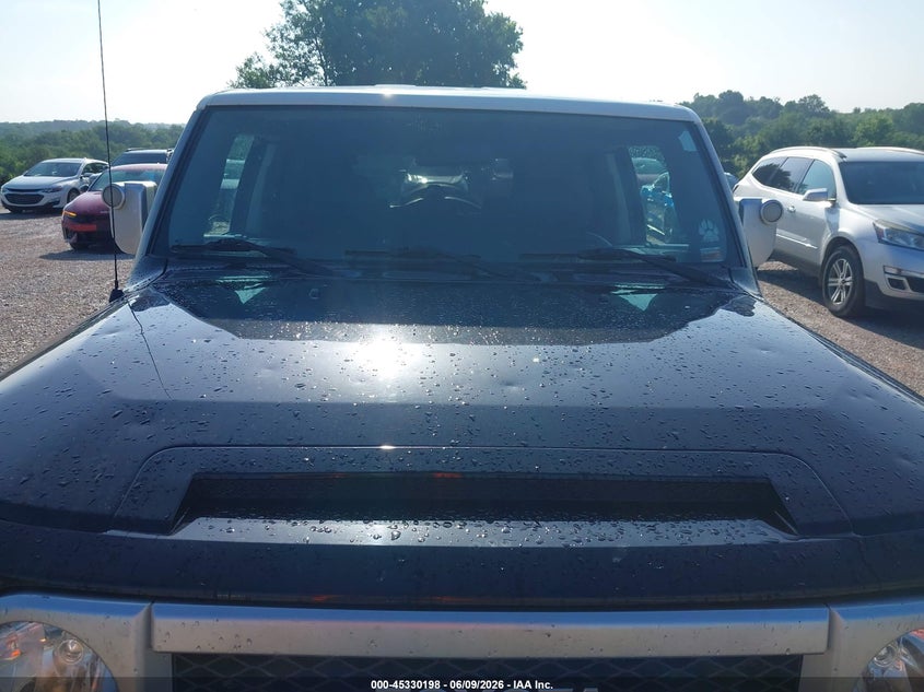 2007 Toyota Fj cruiser VIN JTEBU11F070035780 IAAI salvage auction — HAIL, Clear (Missouri), sold $2,350 on 2026-07-20 (photo 6)