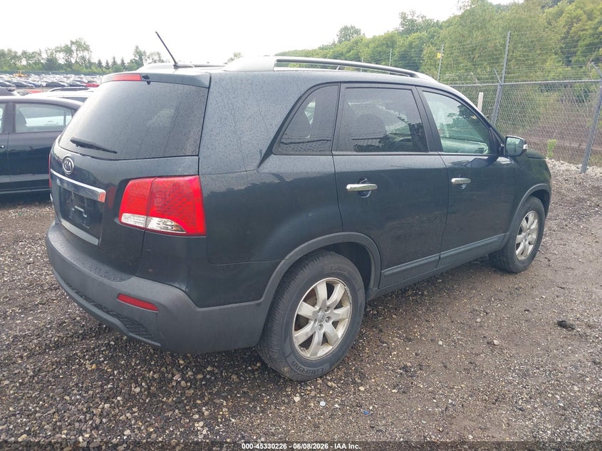 2012 Kia Sorento VIN 5XYKT4A24CG244899 IAAI salvage auction — NORMAL WEAR, Clear (Illinois), sold $475 on 2026-07-08 (photo 4)