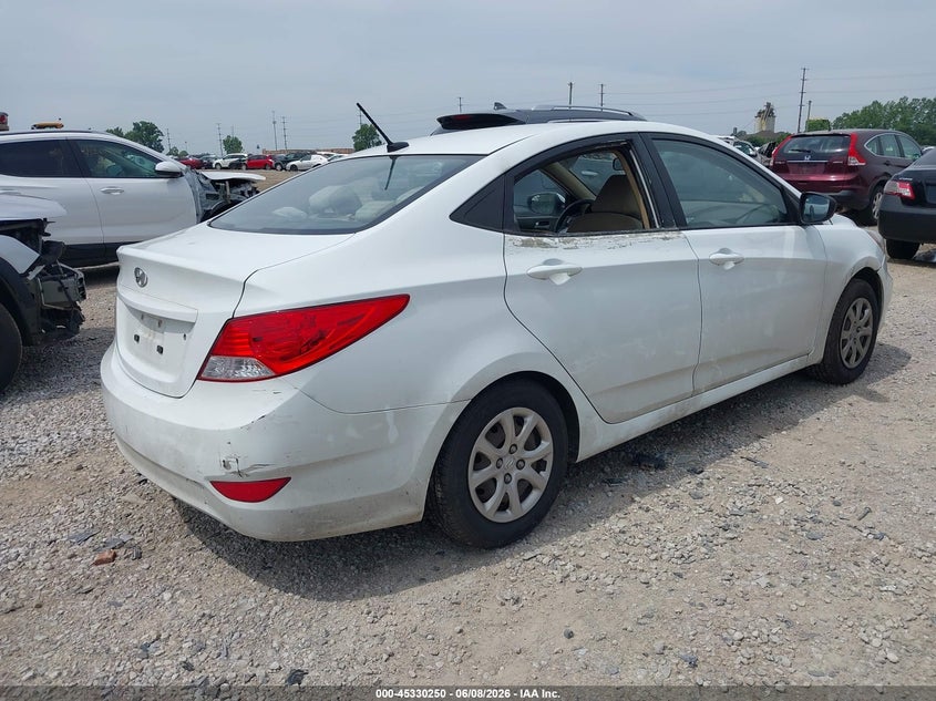 2014 Hyundai Accent VIN KMHCT4AE3EU751692 IAAI salvage auction — NORMAL WEAR, Salvage Title, sold $225 on 2026-07-29 (photo 4)
