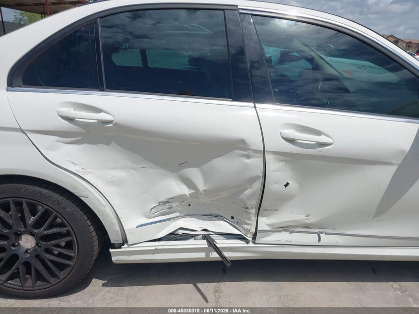 2011 Mercedes-benz C class VIN WDDGF5EB9BA460801 IAAI salvage auction — RIGHT SIDE, Original (Texas), sold $25 on 2026-07-29 (photo 6)