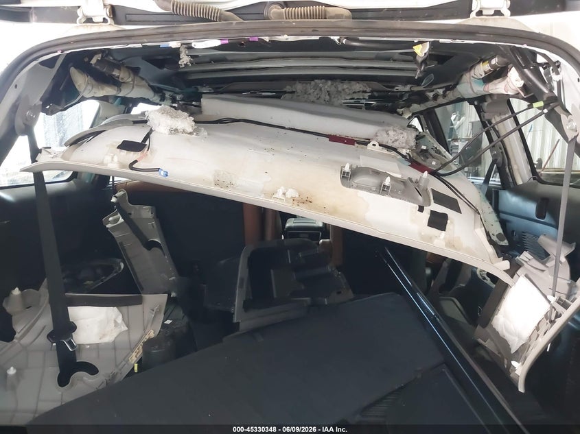 2019 Toyota Highlander VIN 5TDDZRFH1KS741511 IAAI salvage auction — BIOHAZARD/CHEMICAL, Salvage Title, sold $12,000 on 2026-07-12 (photo 6)