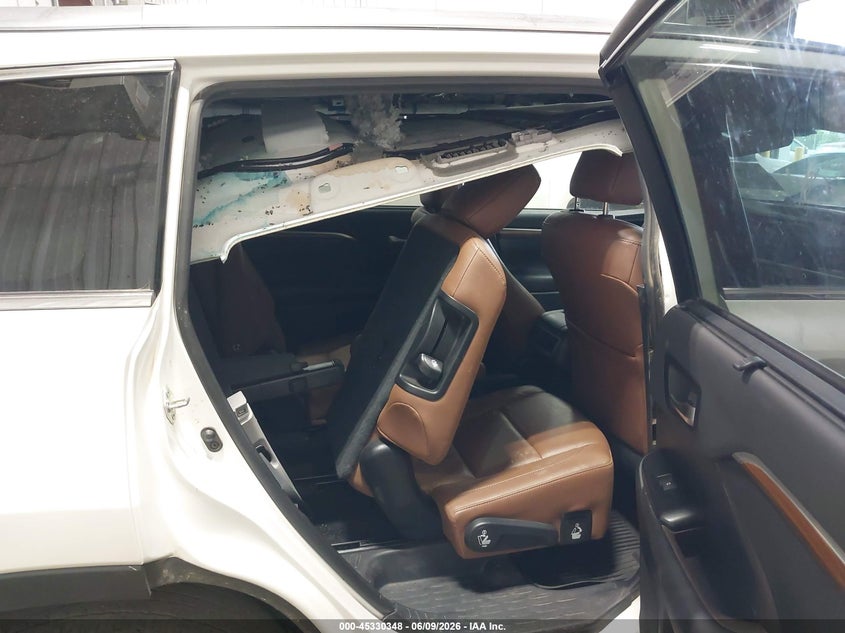 2019 Toyota Highlander VIN 5TDDZRFH1KS741511 IAAI salvage auction — BIOHAZARD/CHEMICAL, Salvage Title, sold $12,000 on 2026-07-12 (photo 8)