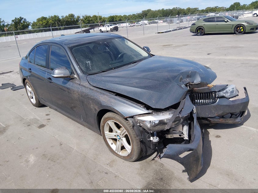2015 BMW 3er VIN WBA3A5G59FNS86514 IAAI salvage auction — FRONT END, Salvage Title, sold $1,300 on 2026-07-10 (photo 1)