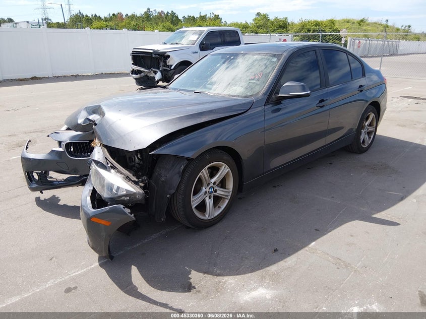 2015 BMW 3er VIN WBA3A5G59FNS86514 IAAI salvage auction — FRONT END, Salvage Title, sold $1,300 on 2026-07-10 (photo 2)