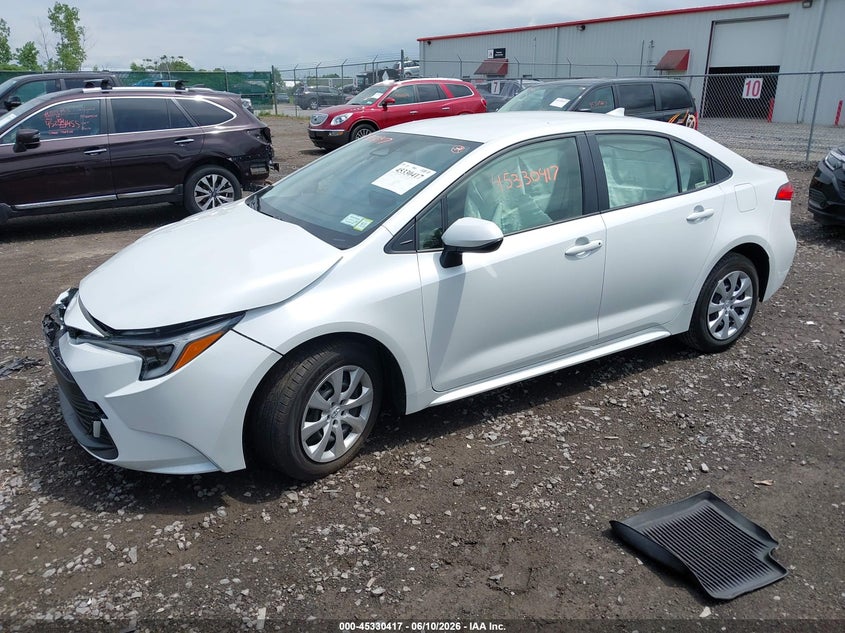 2026 Toyota Corolla VIN JTDBCMFE0T3133466 IAAI salvage auction — RIGHT FRONT, Salvage Title, sold $4,250 on 2026-07-28 (photo 2)
