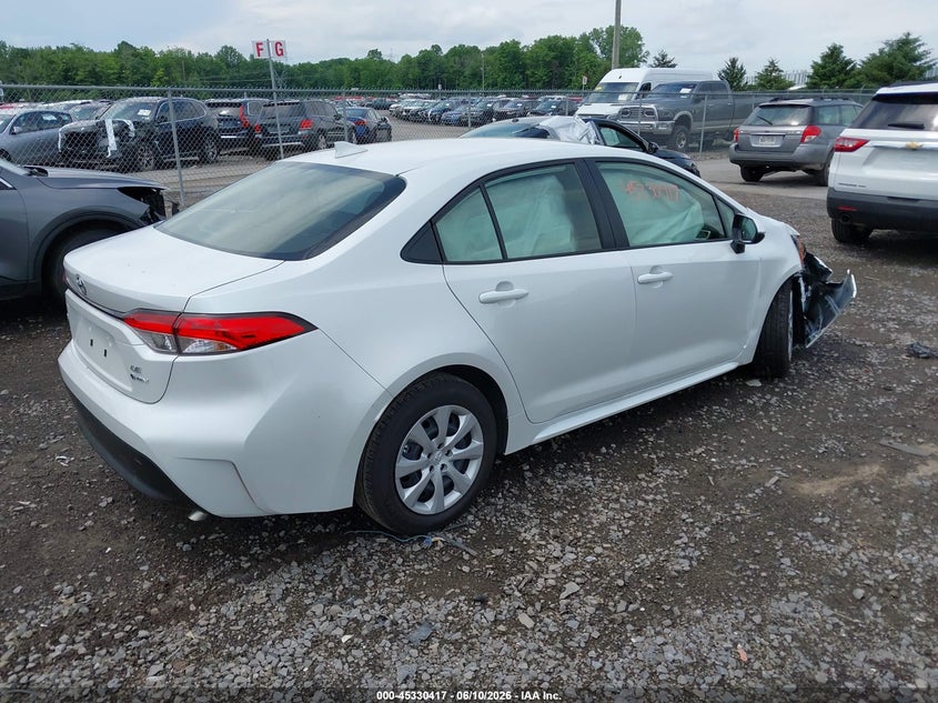 2026 Toyota Corolla VIN JTDBCMFE0T3133466 IAAI salvage auction — RIGHT FRONT, Salvage Title, sold $4,250 on 2026-07-28 (photo 4)