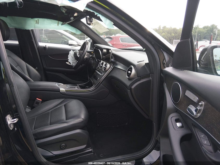 2020 Mercedes-benz Glc VIN WDC0G8EB0LF748313 IAAI salvage auction — FRONT END, Salvage Title, sold $5,400 on 2026-08-16 (photo 5)