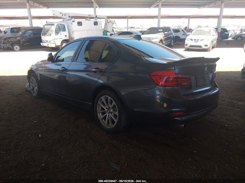 2017 BMW 3er VIN WBA8E1G55HNU14723 IAAI salvage auction — SIDE, Salvage (Arizona), sold $875 on 2026-07-28 (photo 3)