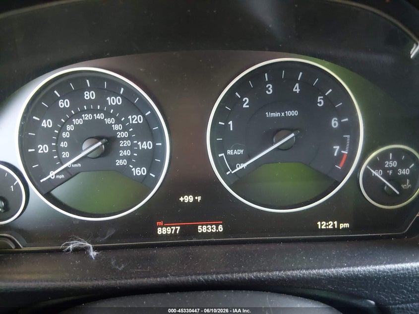 2017 BMW 3er VIN WBA8E1G55HNU14723 IAAI salvage auction — SIDE, Salvage (Arizona), sold $875 on 2026-07-28 (photo 7)