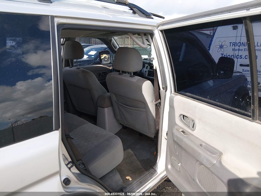 2003 Mitsubishi Montero VIN JA4MT31R03J050753 IAAI salvage auction — ROLLOVER, Salvage (Texas), sold $425 on 2026-07-08 (photo 8)