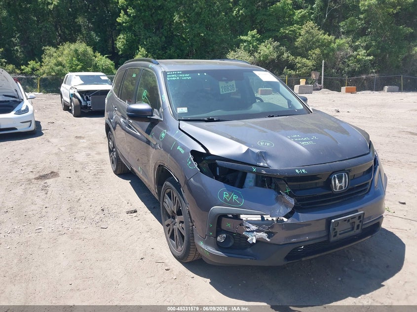 2021 Honda Pilot VIN 5FNYF6H2XMB041026 IAAI salvage auction — RIGHT FRONT, Salvage (Massachusetts), sold $8,300 on 2026-07-28 (photo 1)