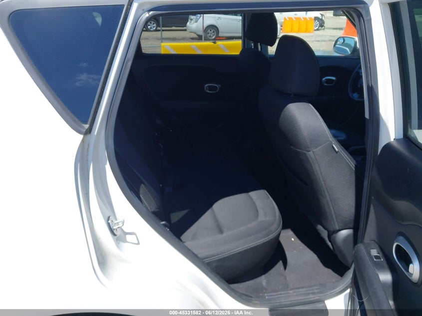 2019 Kia Soul VIN KNDJP3A59K7663721 IAAI salvage auction — HAIL, Salvage Title, sold $525 on 2026-07-16 (photo 8)