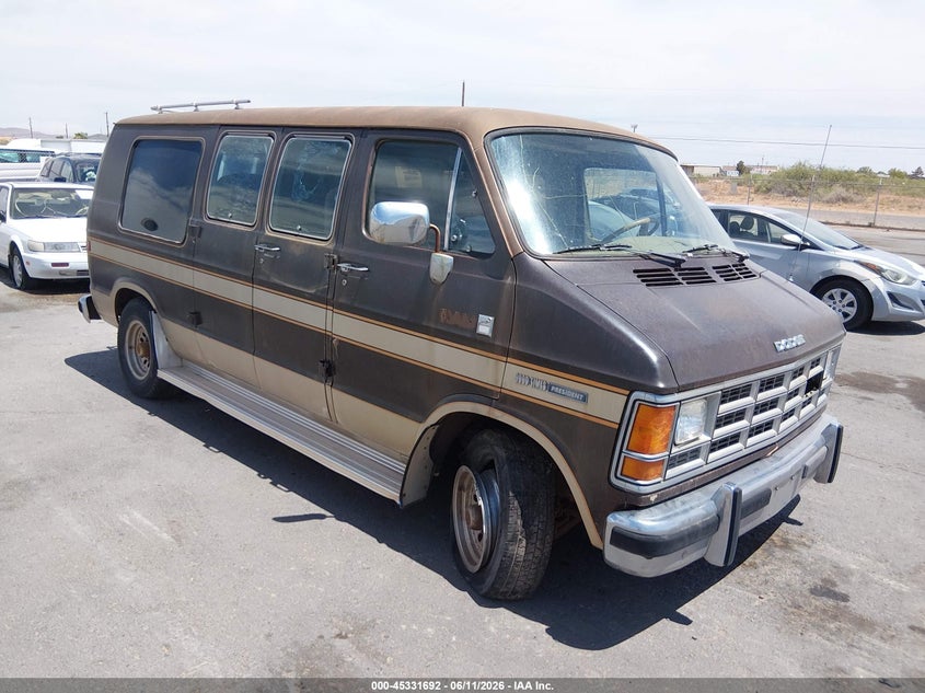 1986 Dodge Ram van VIN 2B6HB23T8GK561803 — IAAI salvage auction photo