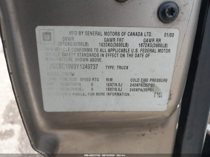 2000 Chevrolet Silverado 1500 VIN 2GCEC19V9Y1249737 IAAI salvage auction — FRONT END, Original (Texas), sold $225 on 2026-07-21 (photo 9)