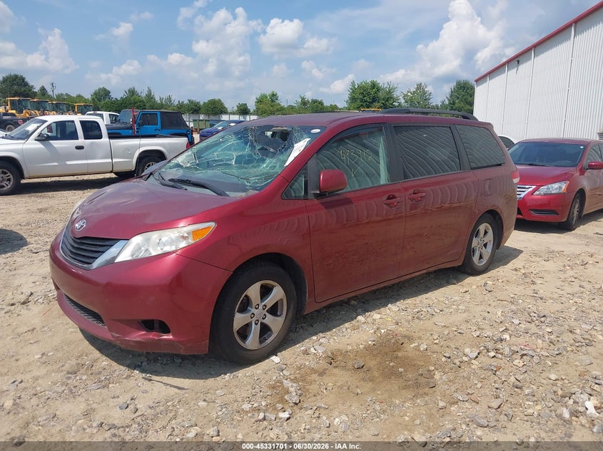 2014 Toyota Sienna VIN 5TDKK3DCXES493912 IAAI salvage auction — NORMAL WEAR, Repossession Paperwork (Georgia), sold $675 on 2026-07-16 (photo 2)