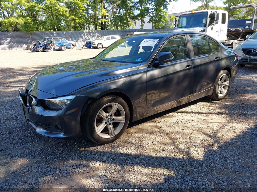 2014 BMW 3er VIN WBA3B5C53EP541437 IAAI salvage auction — FRONT & REAR, Salvage Title, sold $1,650 on 2026-07-23 (photo 2)
