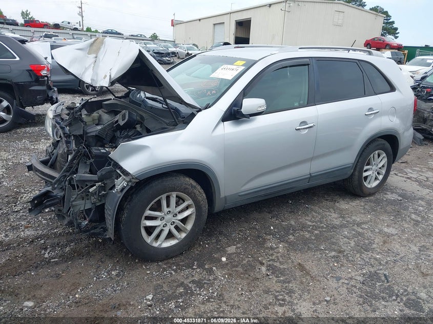 2015 Kia Sorento VIN 5XYKT3A63FG552521 IAAI salvage auction — FRONT END, Salvage Title, sold $450 on 2026-07-15 (photo 2)