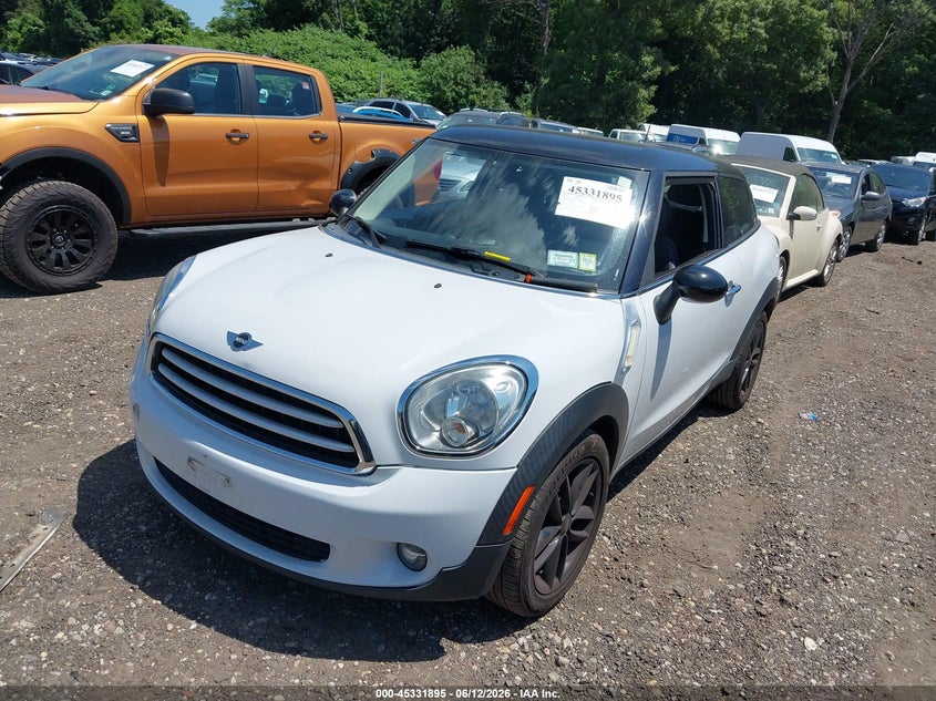 2014 Mini Paceman VIN WMWSS1C53EWN94679 IAAI salvage auction — UNKNOWN, Salvage Title, sold $575 on 2026-08-11 (photo 2)
