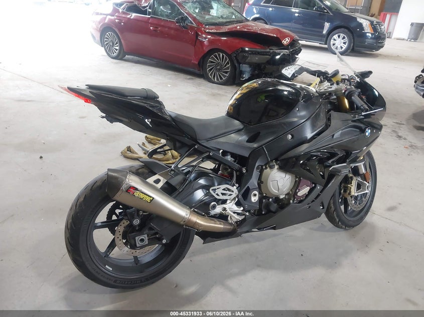 2015 BMW S 1000 VIN WB10D2107FZ351049 IAAI salvage auction — ALL OVER, Salvage Title, sold $6,600 on 2026-07-14 (photo 4)