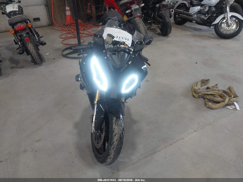 2015 BMW S 1000 VIN WB10D2107FZ351049 IAAI salvage auction — ALL OVER, Salvage Title, sold $6,600 on 2026-07-14 (photo 5)