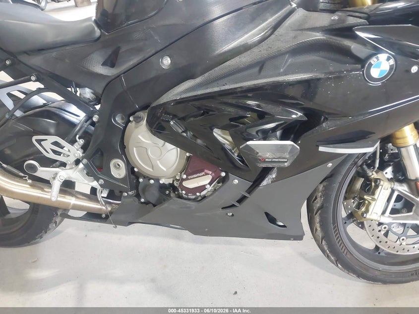 2015 BMW S 1000 VIN WB10D2107FZ351049 IAAI salvage auction — ALL OVER, Salvage Title, sold $6,600 on 2026-07-14 (photo 8)