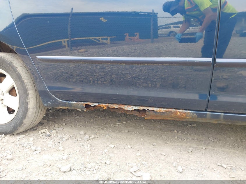2004 Toyota Sienna VIN 5TDZA23C04S046923 IAAI salvage auction — NORMAL WEAR, Clear (Pennsylvania), sold $525 on 2026-07-05 (photo 6)