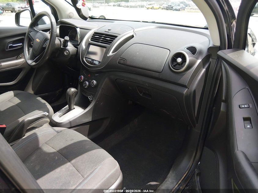 2015 Chevrolet Trax VIN KL7CJPSB2FB263876 IAAI salvage auction — FRONT END, Salvage (Maine), sold $325 on 2026-07-27 (photo 5)
