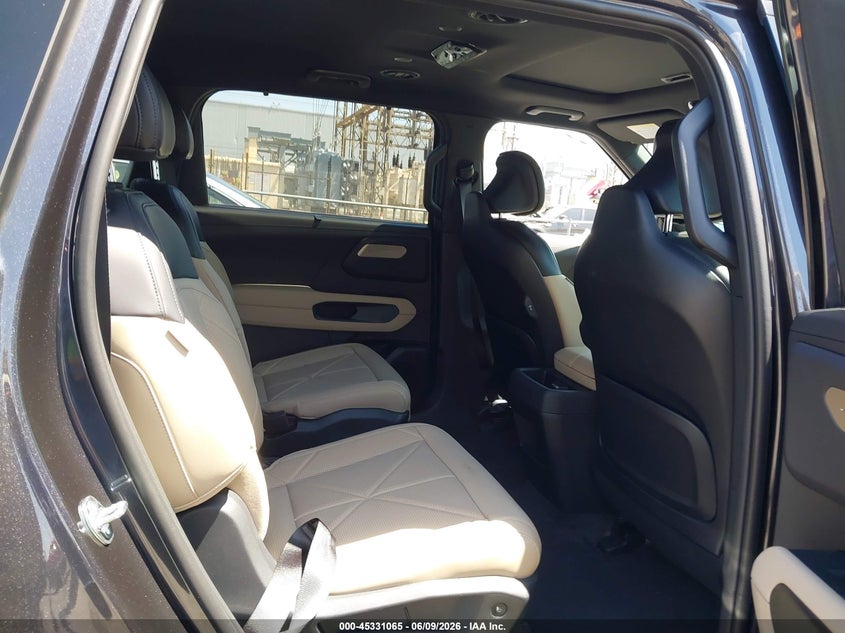 2027 Kia Telluride VIN 5XYPC5SA3VG001069 IAAI salvage auction — FRONT END, Salvage Title, sold $18,800 on 2026-07-11 (photo 8)
