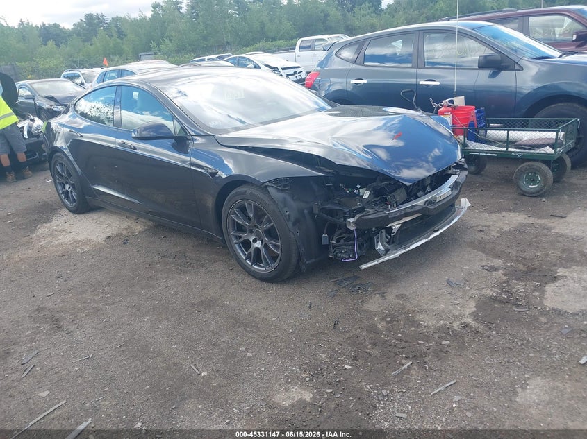 2024 Tesla Model s VIN 5YJSA1E55RF534920 IAAI salvage auction — FRONT & REAR, Salvage (Massachusetts), sold $19,050 on 2026-07-24 (photo 1)