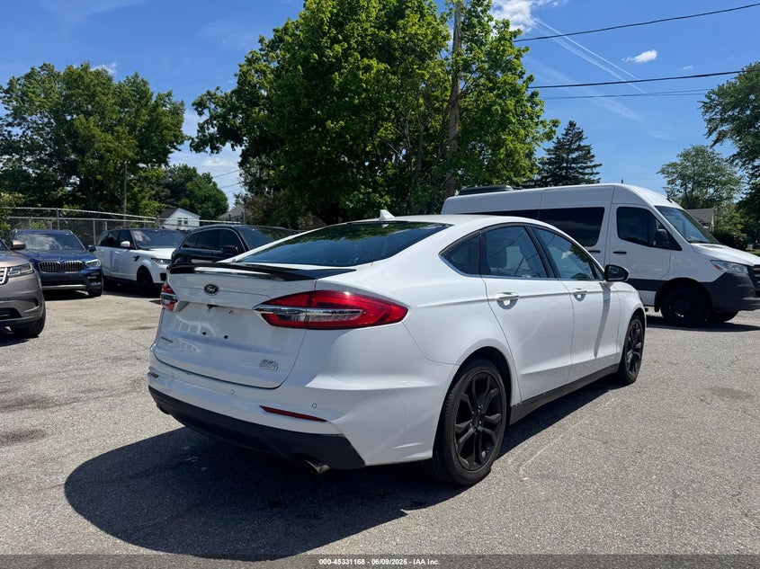 2020 Ford Fusion VIN 3FA6P0CDXLR117972 IAAI salvage auction — UNKNOWN, Clear (Indiana), sold $2,150 on 2026-07-18 (photo 4)