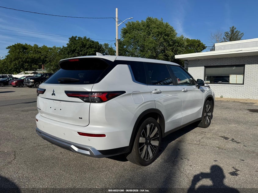 2025 Mitsubishi Outlander VIN JA4J4VA88SZ021889 IAAI salvage auction — FRONT END, Clear (South Carolina), sold $13,225 on 2026-07-18 (photo 4)