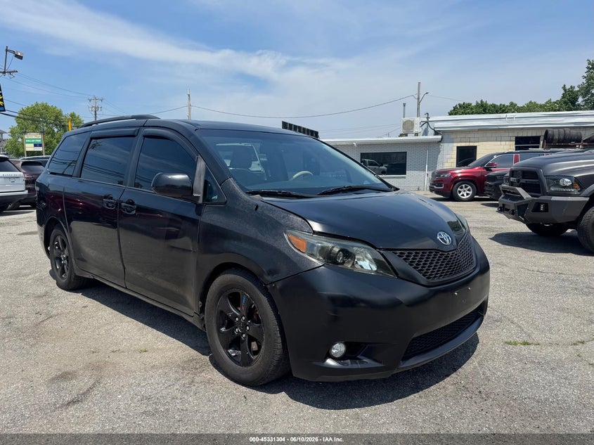 2014 Toyota Sienna VIN 5TDYK3DC0ES443899 IAAI salvage auction — SIDE, Clear (New York), sold $2,100 on 2026-07-18 (photo 1)